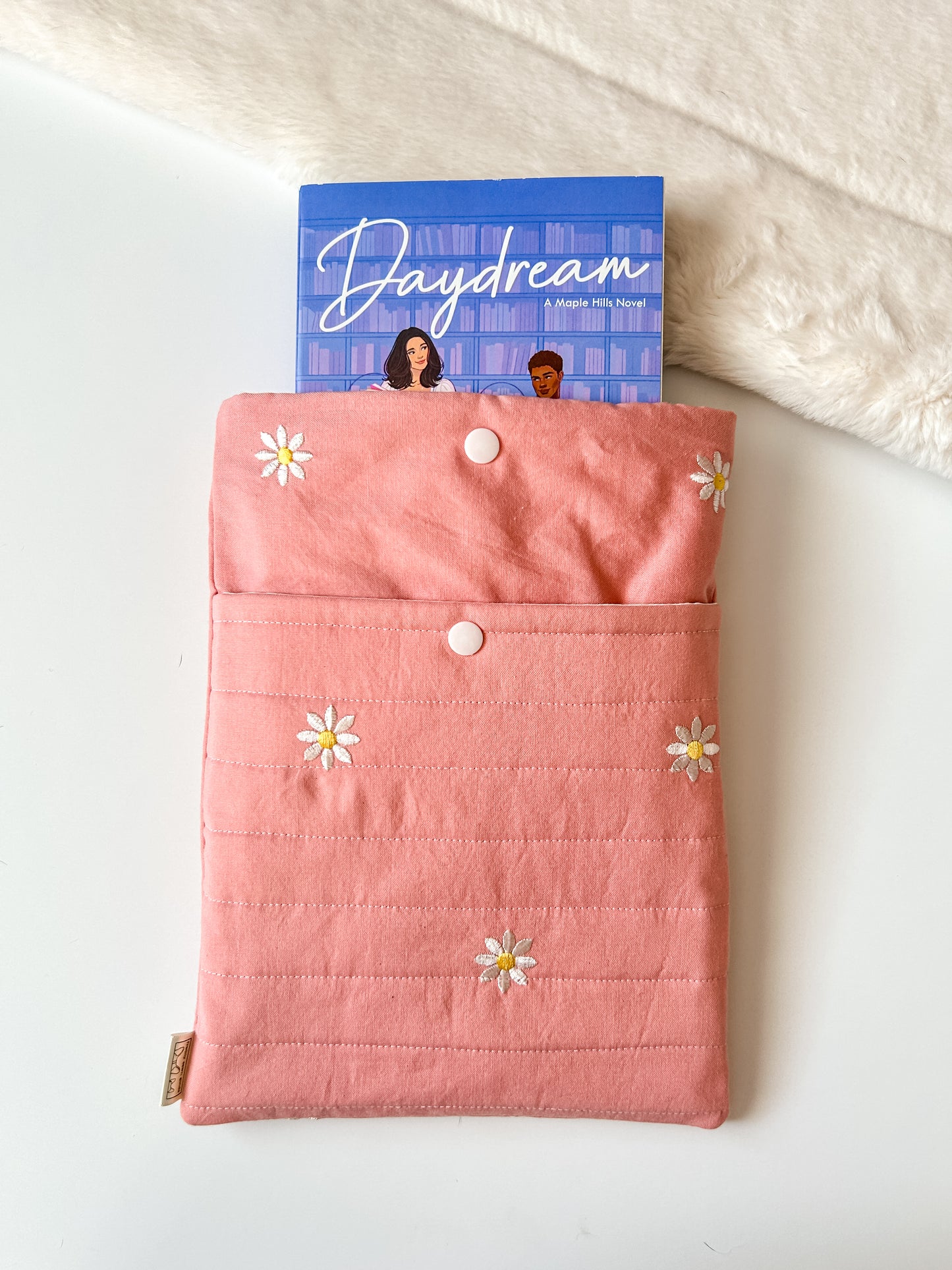Daisies Book Sleeve